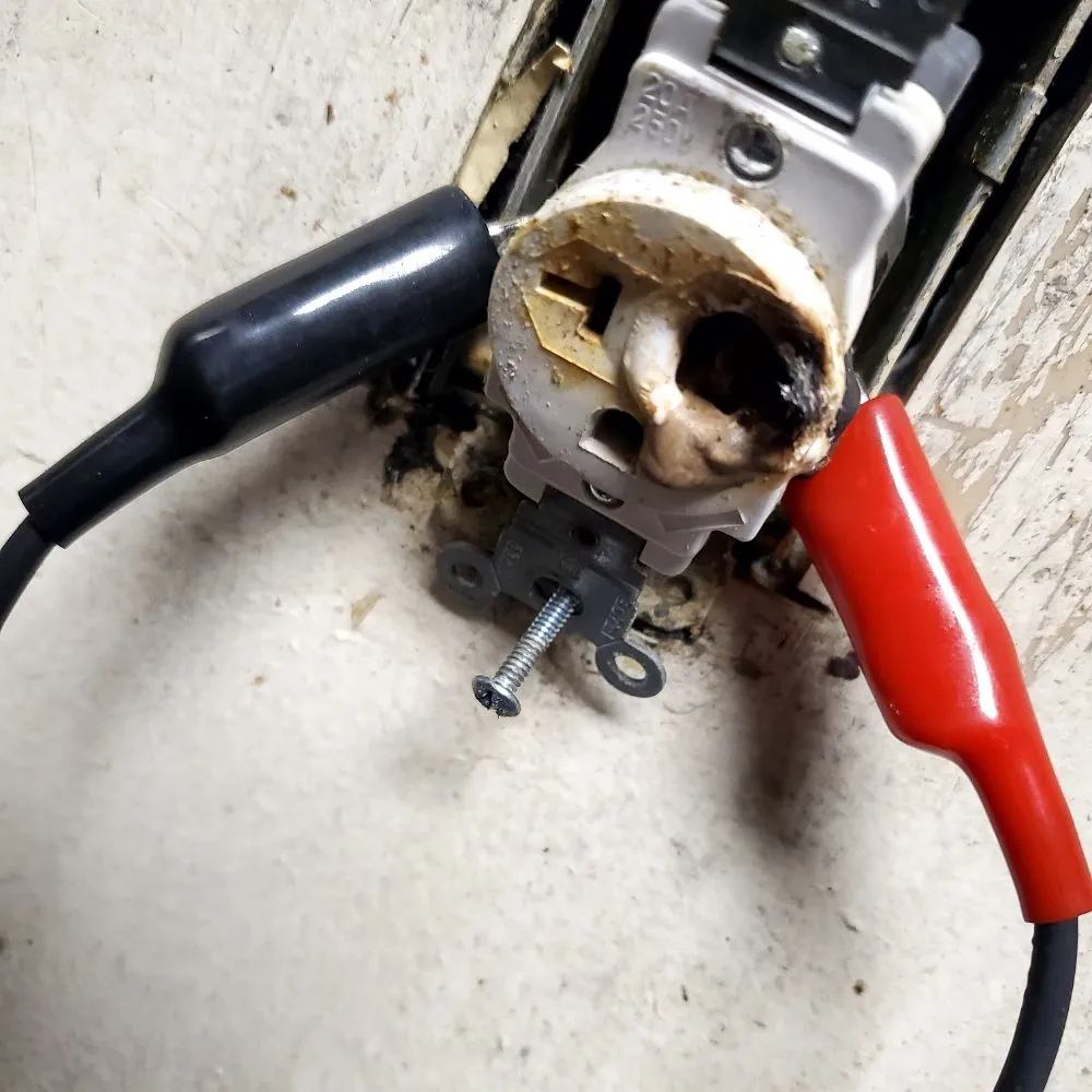 Slide of Joeboys electrical