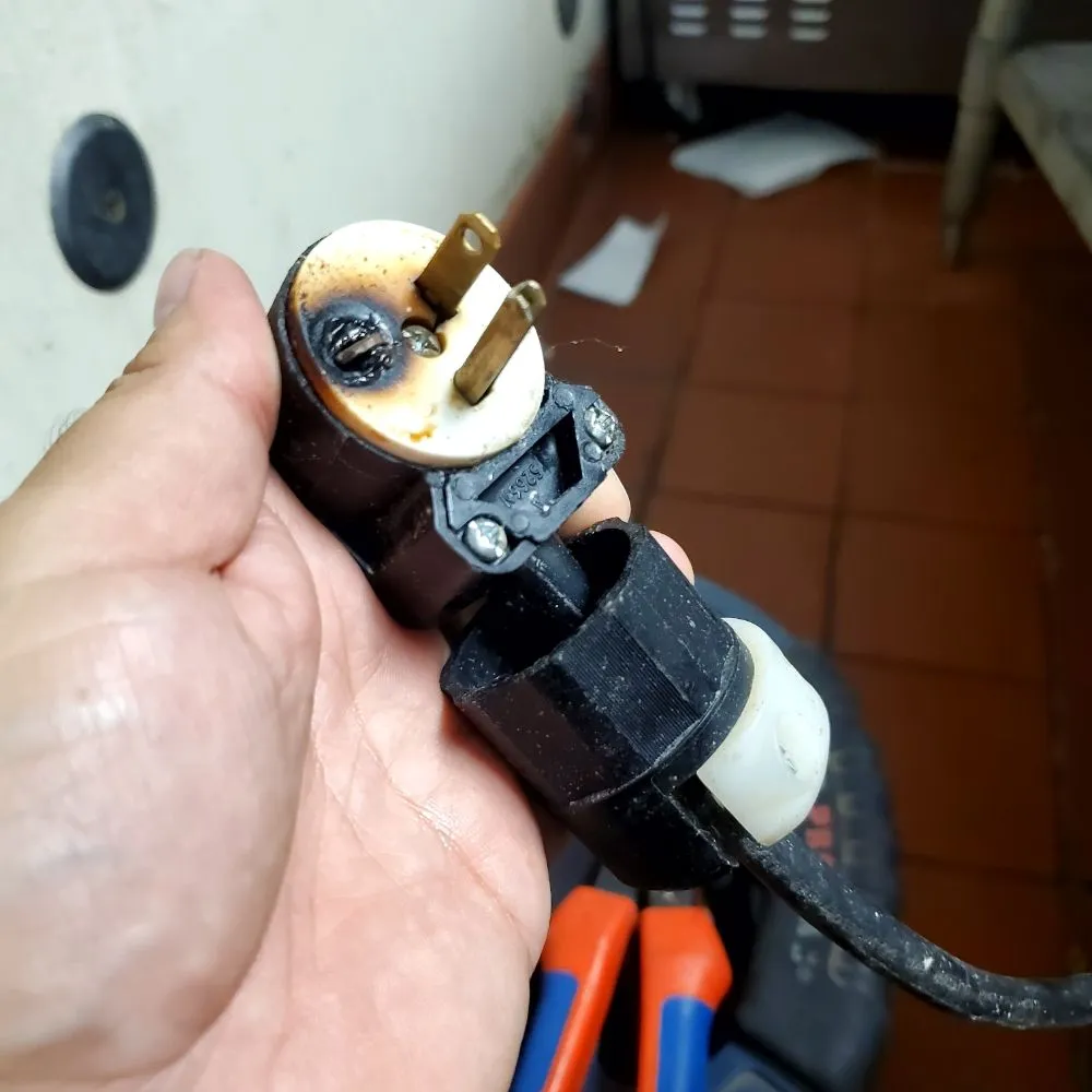 Slide of Joeboys electrical