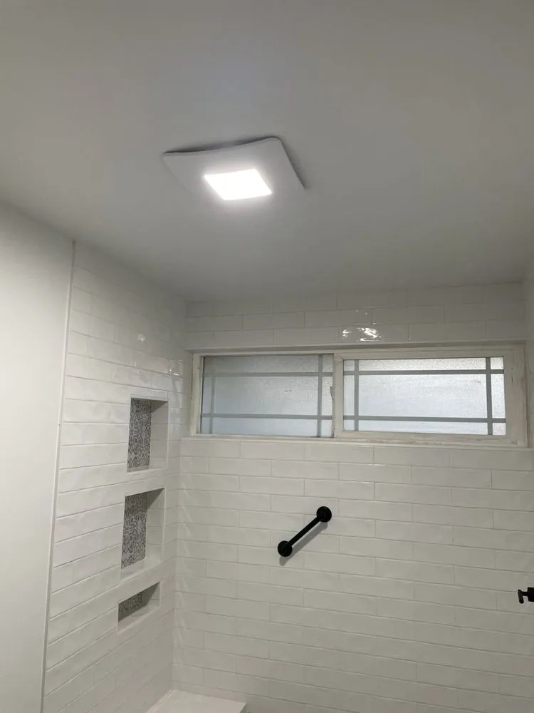 Slide of Joees Electric