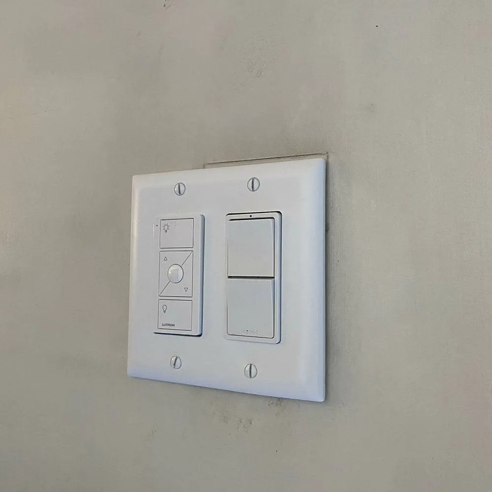 Slide of Joel Carter Electric