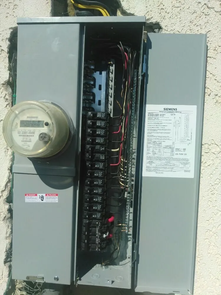 Slide of Joe's Electrical Services