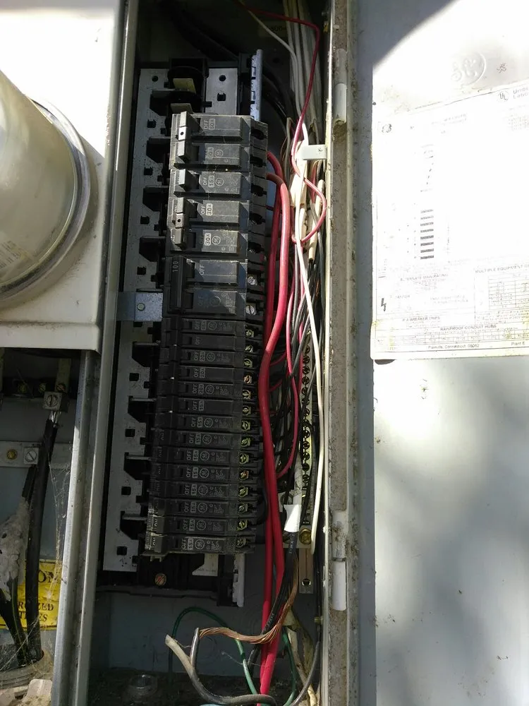 Slide of Joe's Electrical Services