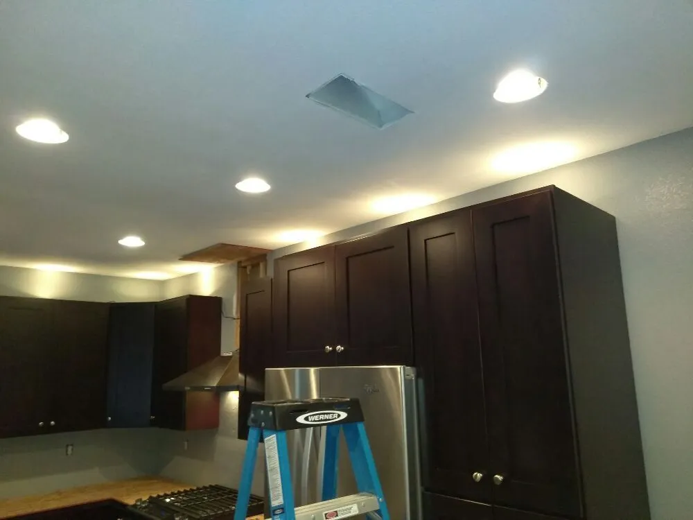 Slide of Joe's Electrical Services