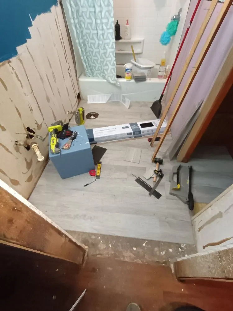 Emergency electrician providing circuit breaker repair in Swifton, AR - Joe's Fixes