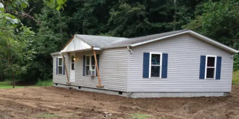 Slide of Joe's Mobile Home Service