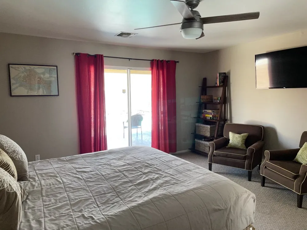 Slide of John Ayala Electric