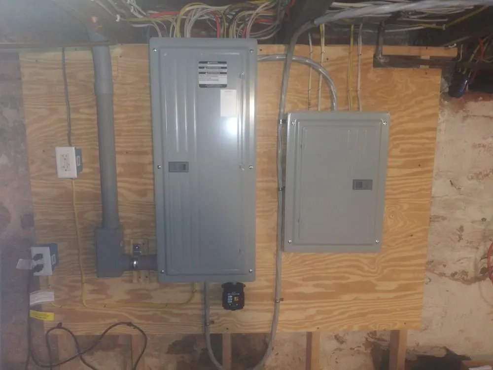 Slide of John Bolar Licensed Master Electrician