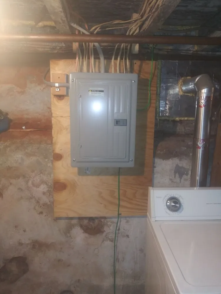 Slide of John Bolar Licensed Master Electrician