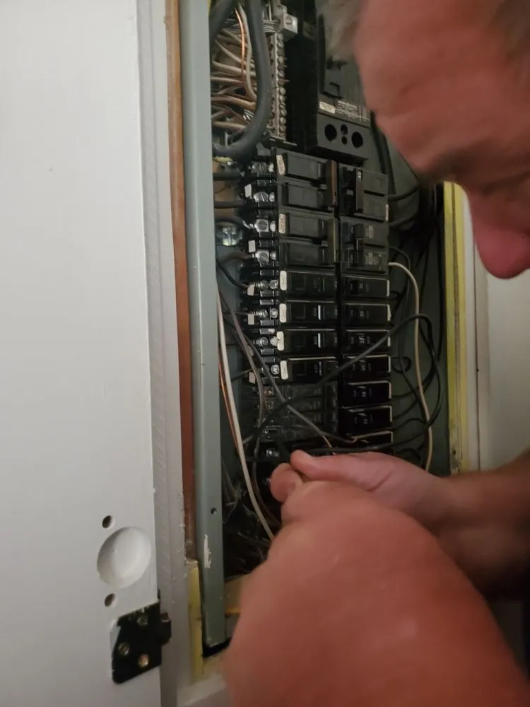 Slide of John Honaker Electrical Services