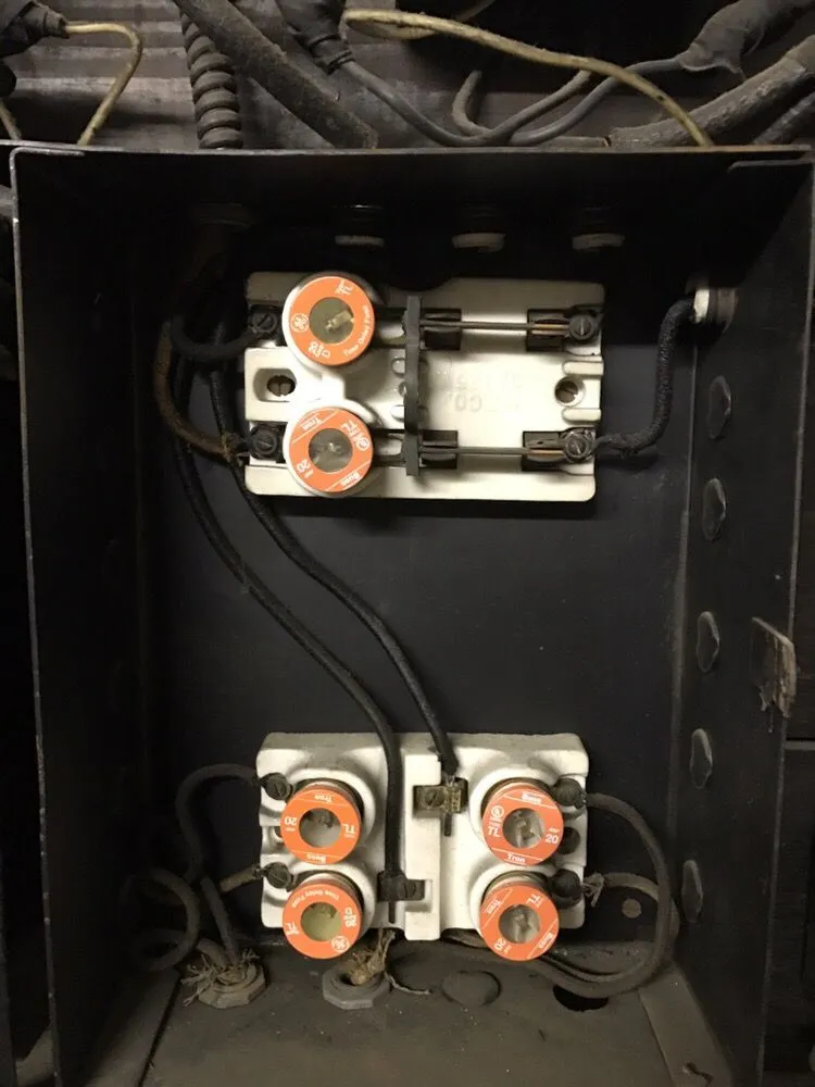 Slide of John Julius Electric