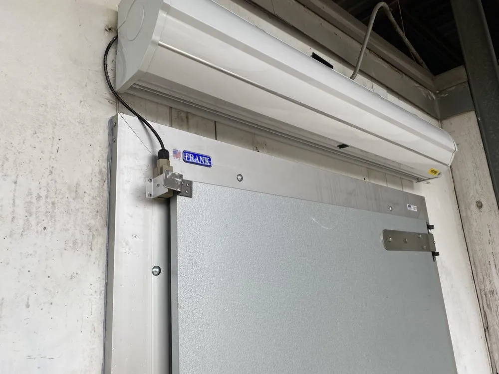 Professional circuit breaker repair in ,  by Johnatan Electric