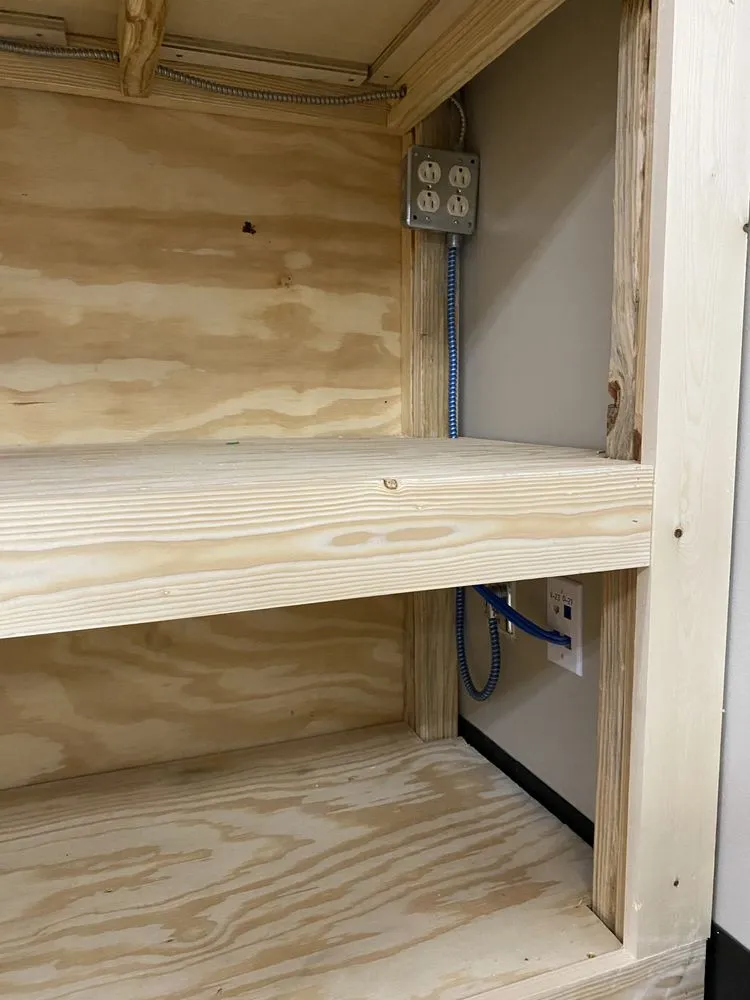 Certified outlet and switch repair service in ,  - Johnatan Electric