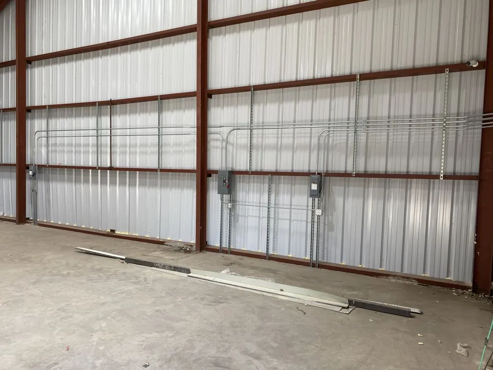 Professional circuit breaker repair service in ,  - Johnatan Electric