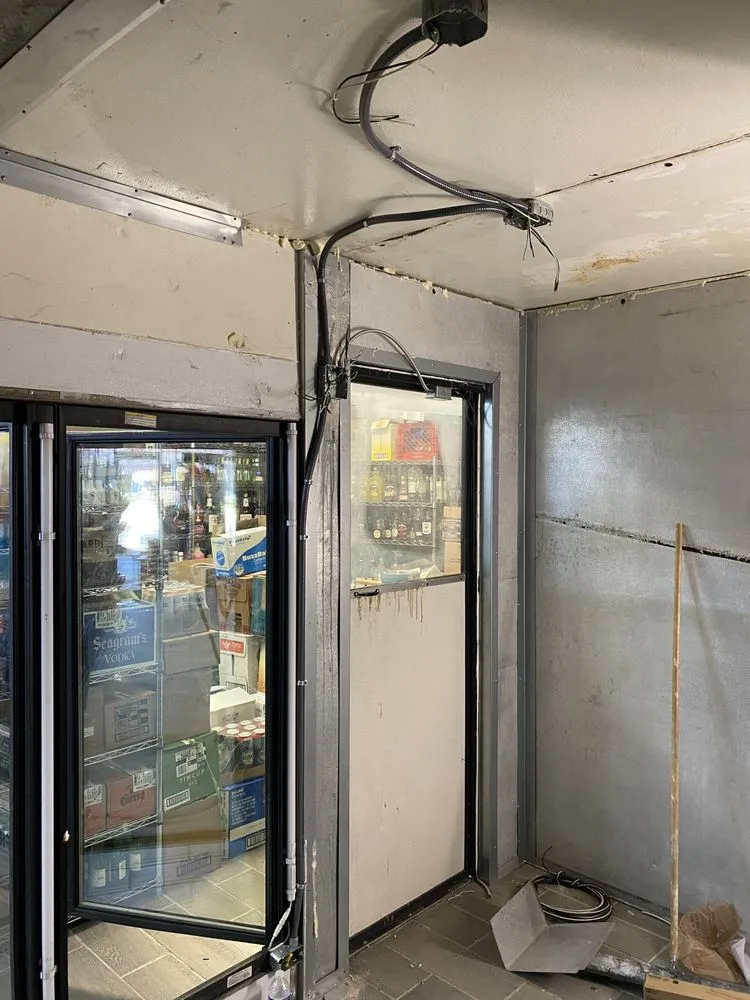 Reliable electrician providing lighting installation in , 