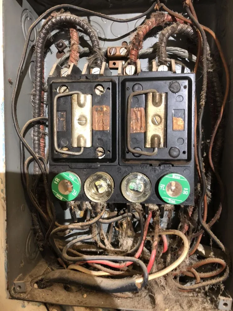 Slide of Johnathan Baucom's Electric