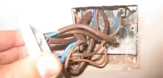 Slide of Johnny Cortez Electric