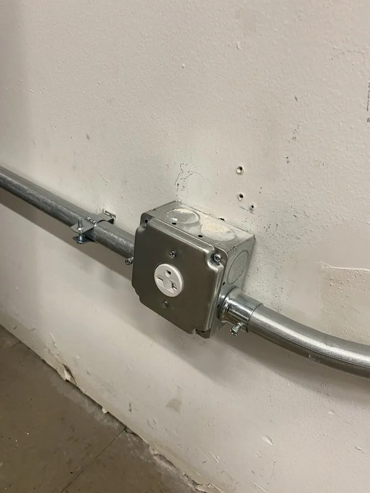 Expert emergency electrical service service in Porter, TX - Johnny Harris Electrical Services