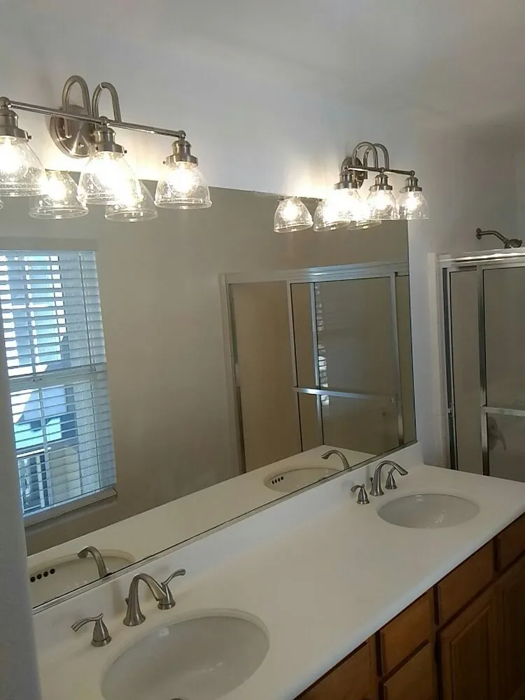 Professional electrician providing emergency electrical service in , 