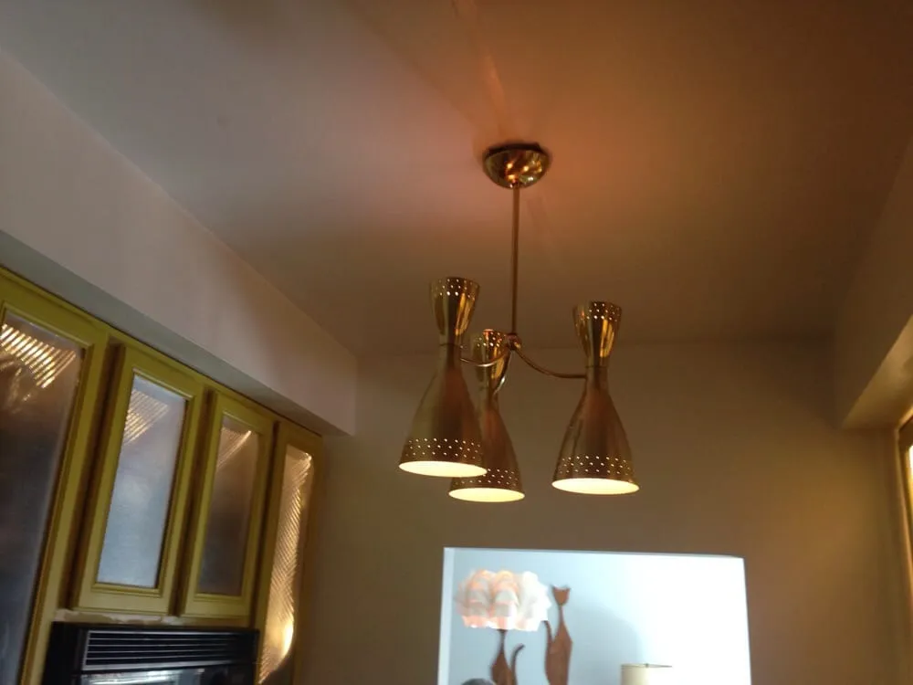 Slide of Johns Electric Troubleshooting