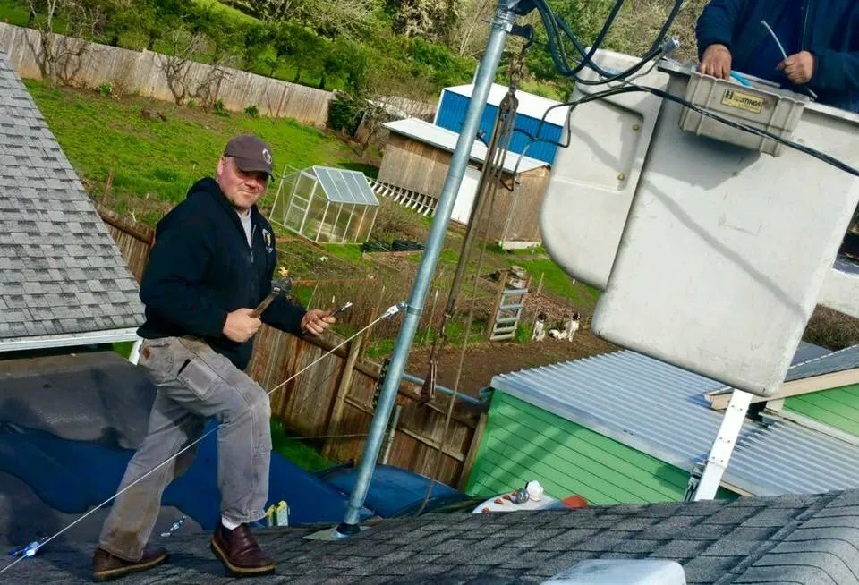 Slide of Johnsen Electric