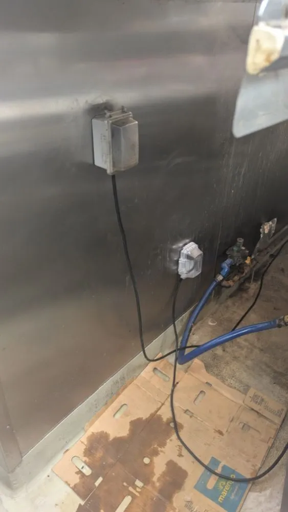 Slide of Johnson Electrical & Power Solutions