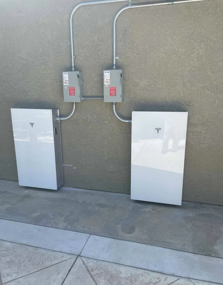 Slide of Joie Electric