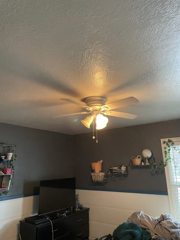 Slide of Joie Electric