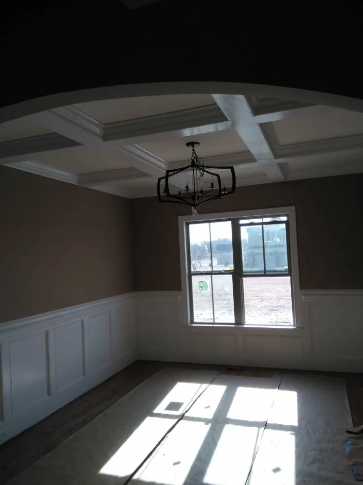 Licensed electrical service for homes in lighting installation,  by 