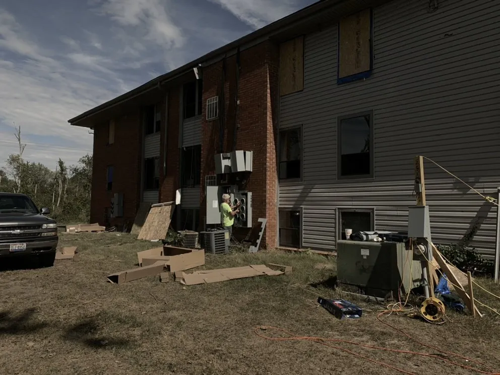 Reliable emergency electrical service experts serving ,  - Jones Unique Contracting