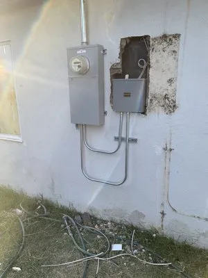 Jonesy Electric Logo