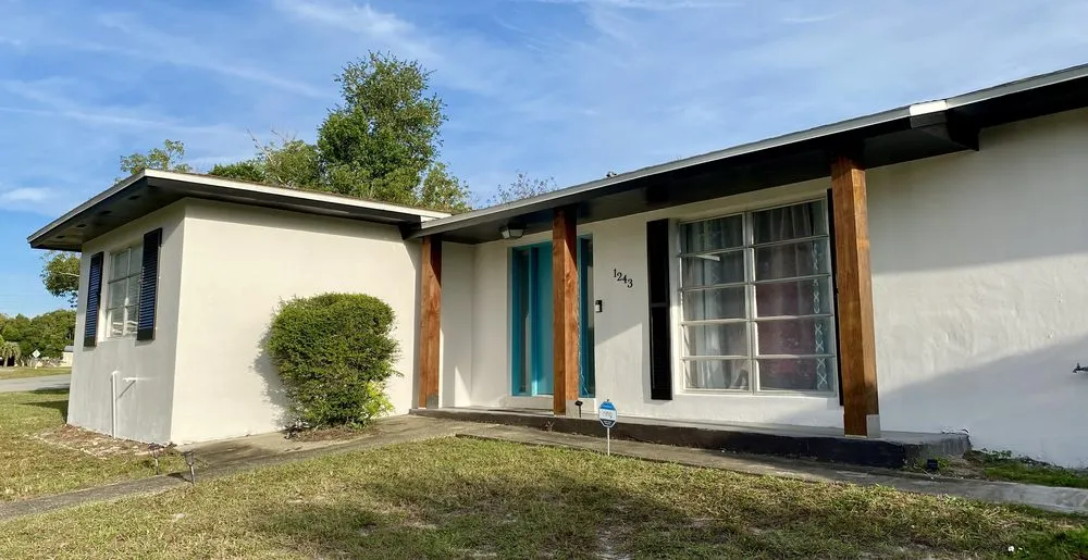 Slide of Jorge Martinez Handyman