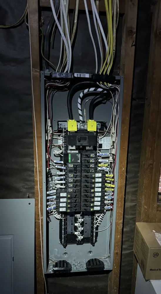 Slide of Jose Electrician