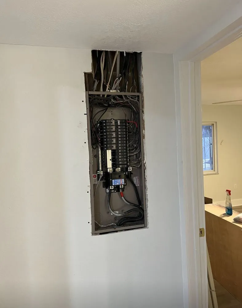 Slide of Jose Electrician