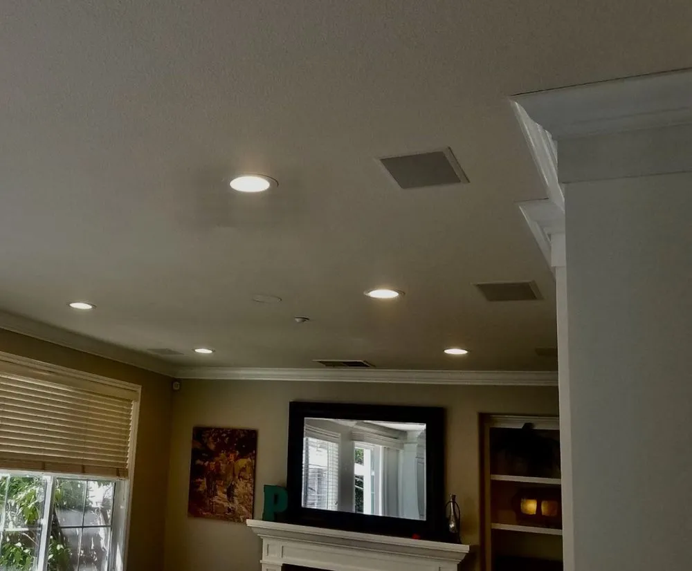 Slide of Jose Electrician