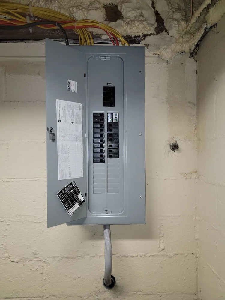 Slide of Jose Gonzalez Electrical Service