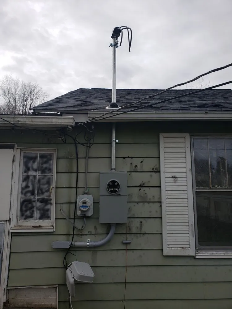 Slide of Jose Gonzalez Electrical Service