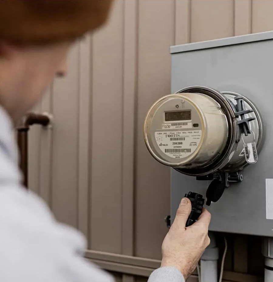 Certified electrician providing panel upgrade in Bluefield, WV - Jose Gonzalez Electrical Service