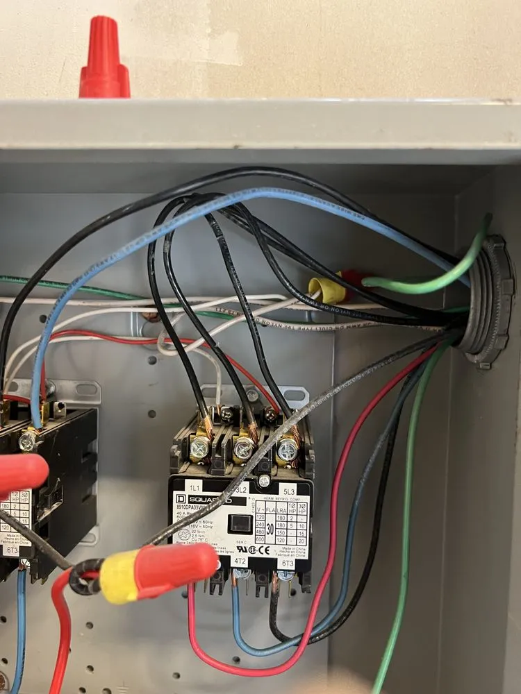 Slide of Jose Melendez