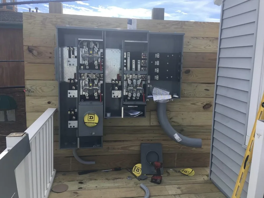 Certified electrician providing wiring installation in , 