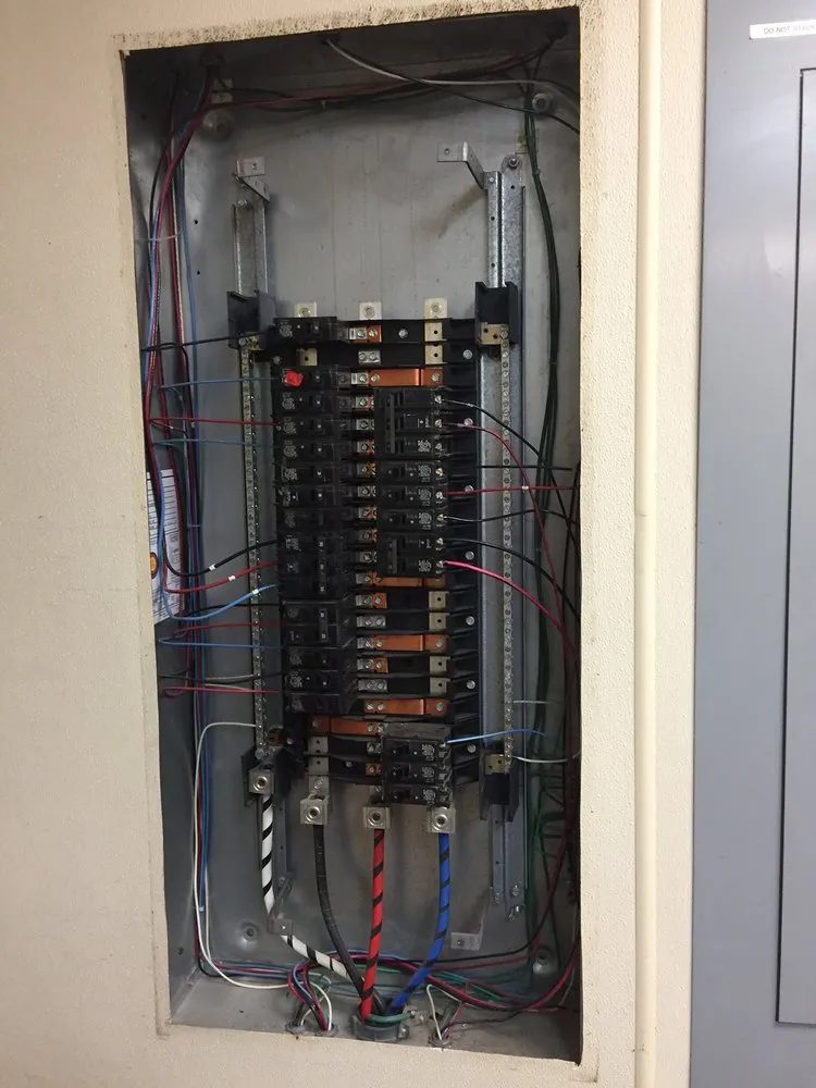 Emergency electrical repair experts serving Huntignton Park, CA - Jose's Electrical and Iron Works