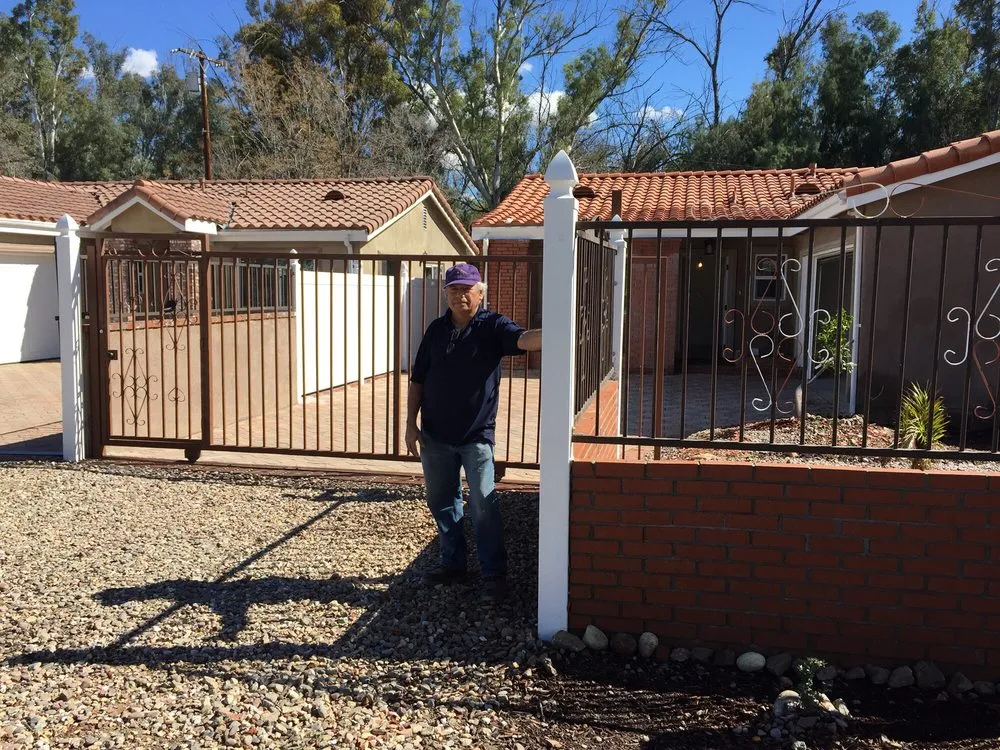 Certified emergency electrical service experts serving Huntignton Park, CA - Jose's Electrical and Iron Works