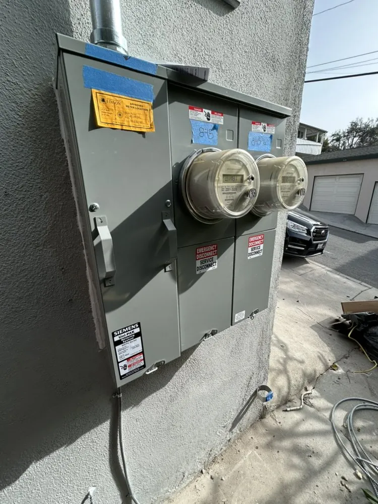 Slide of Josh the Honest Electrician