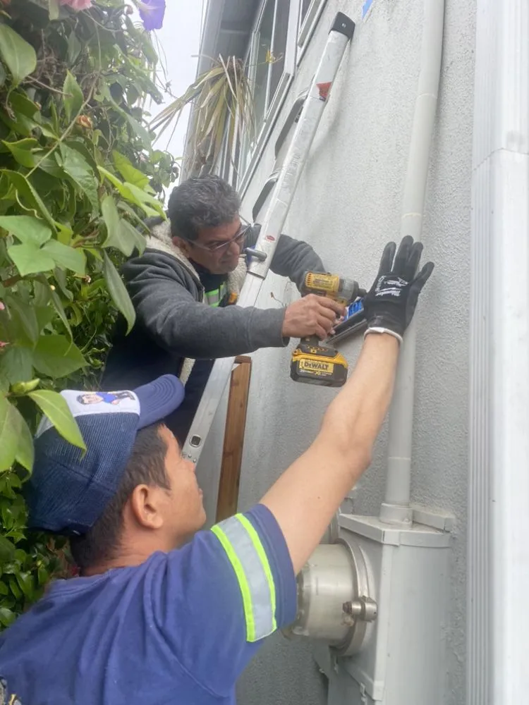 Slide of Josh the Honest Electrician