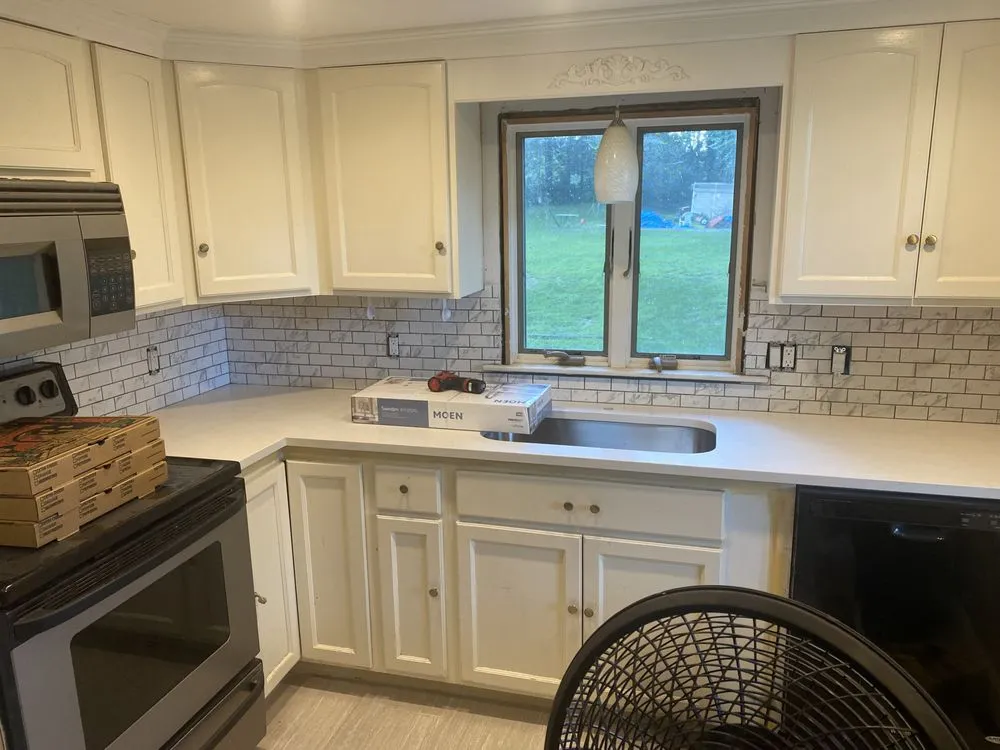 Slide of Josh Utter Licensed Electrician