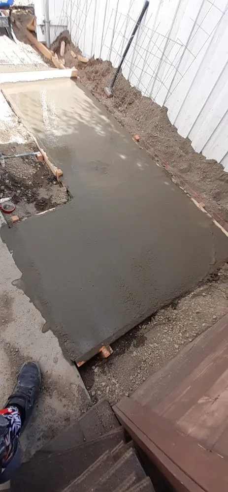 Slide of Joshh Handyman