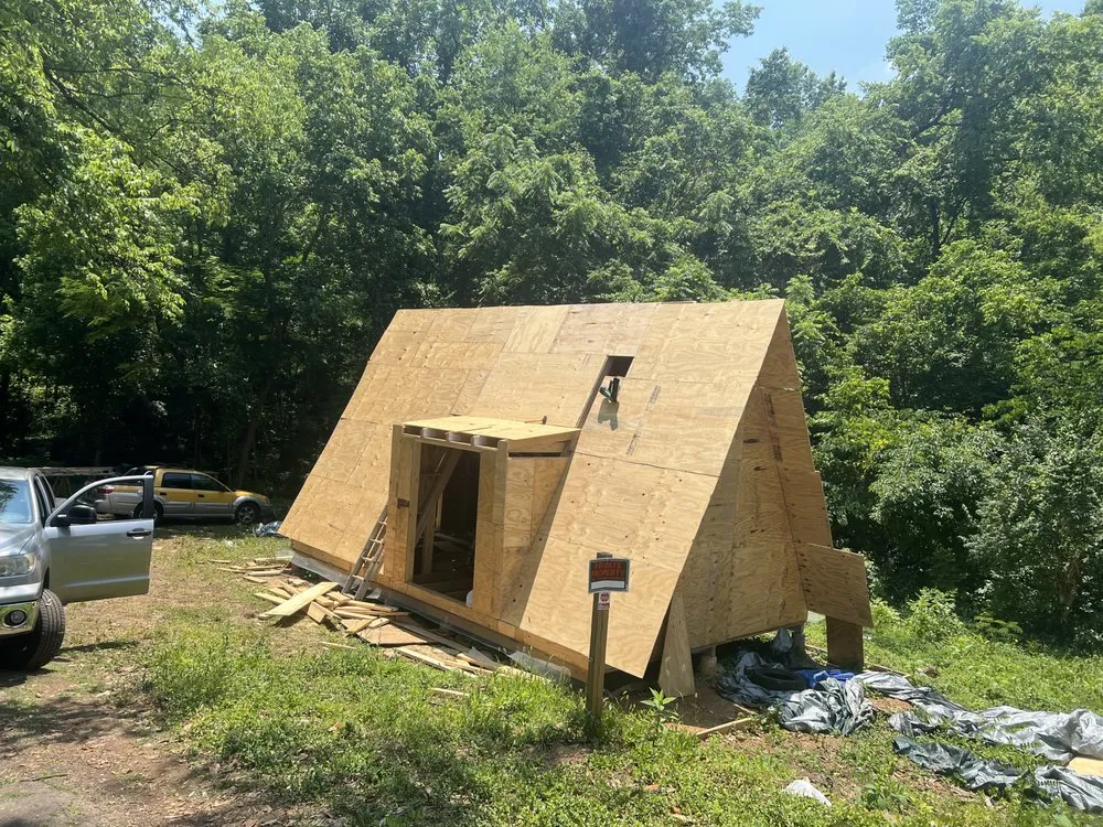 Professional electrician providing emergency electrical service in Kimberlin Heights, TN - Joshua A Sands Making Better Homes