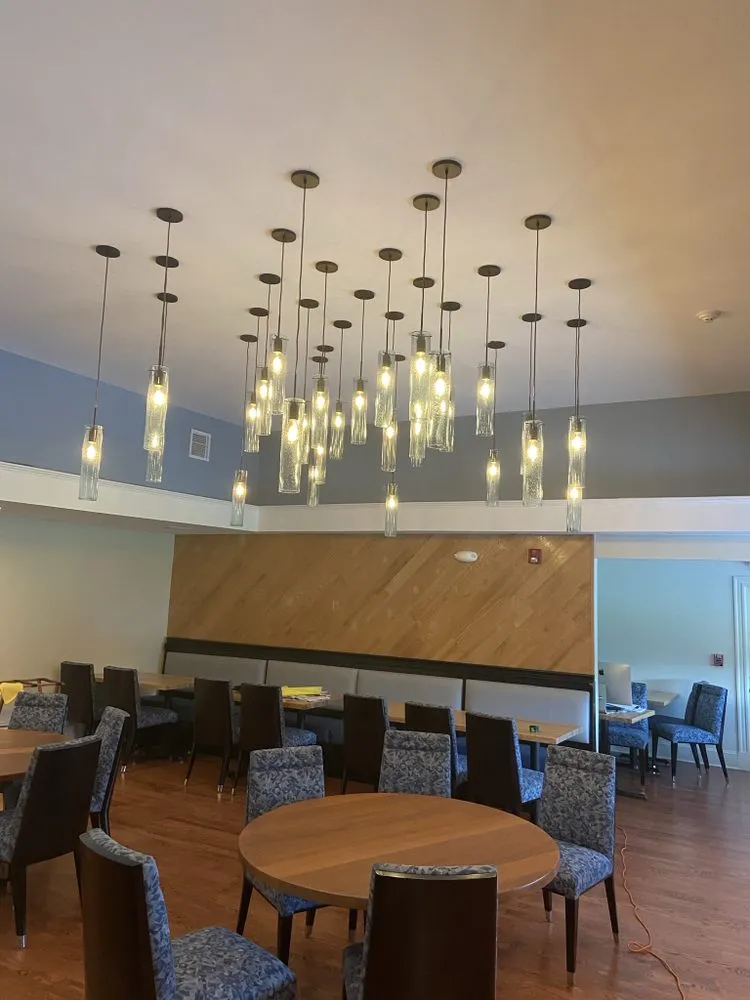 Slide of Joshua Vicente Electrician