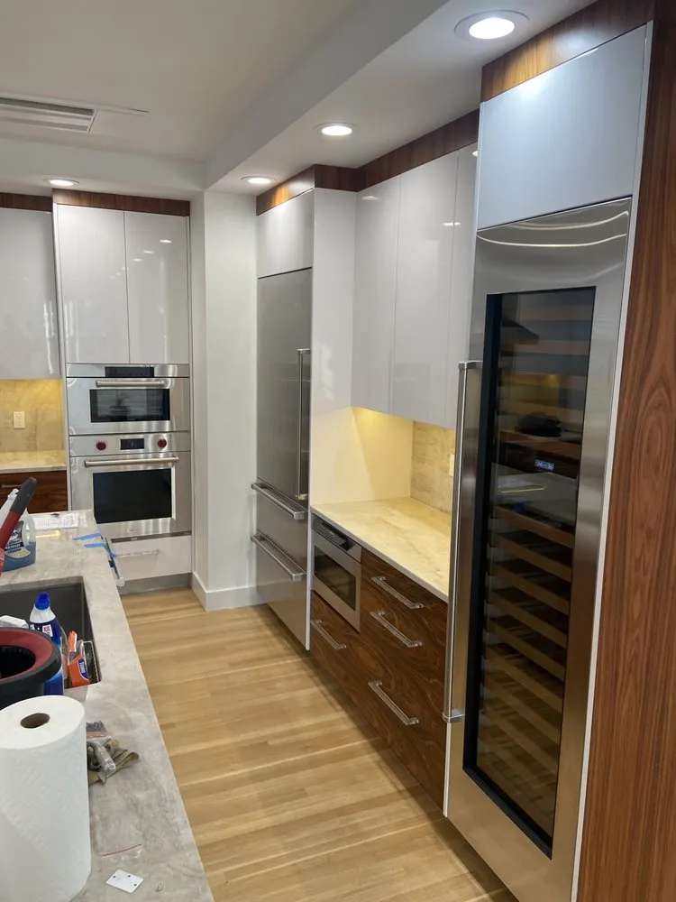 Slide of Joshua Vicente Electrician