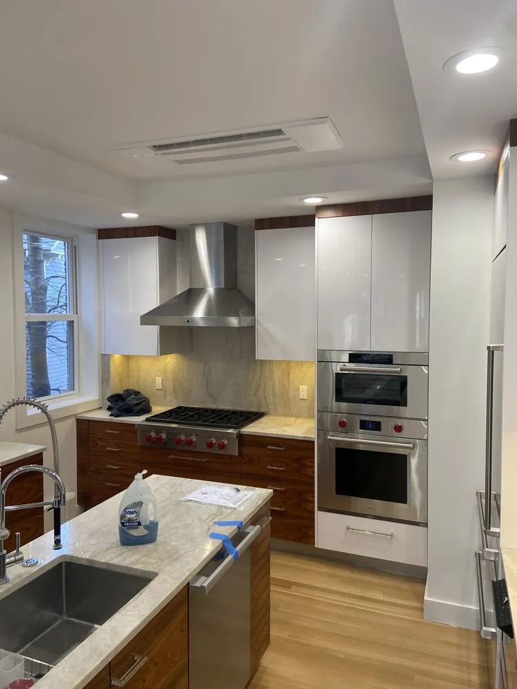 Slide of Joshua Vicente Electrician