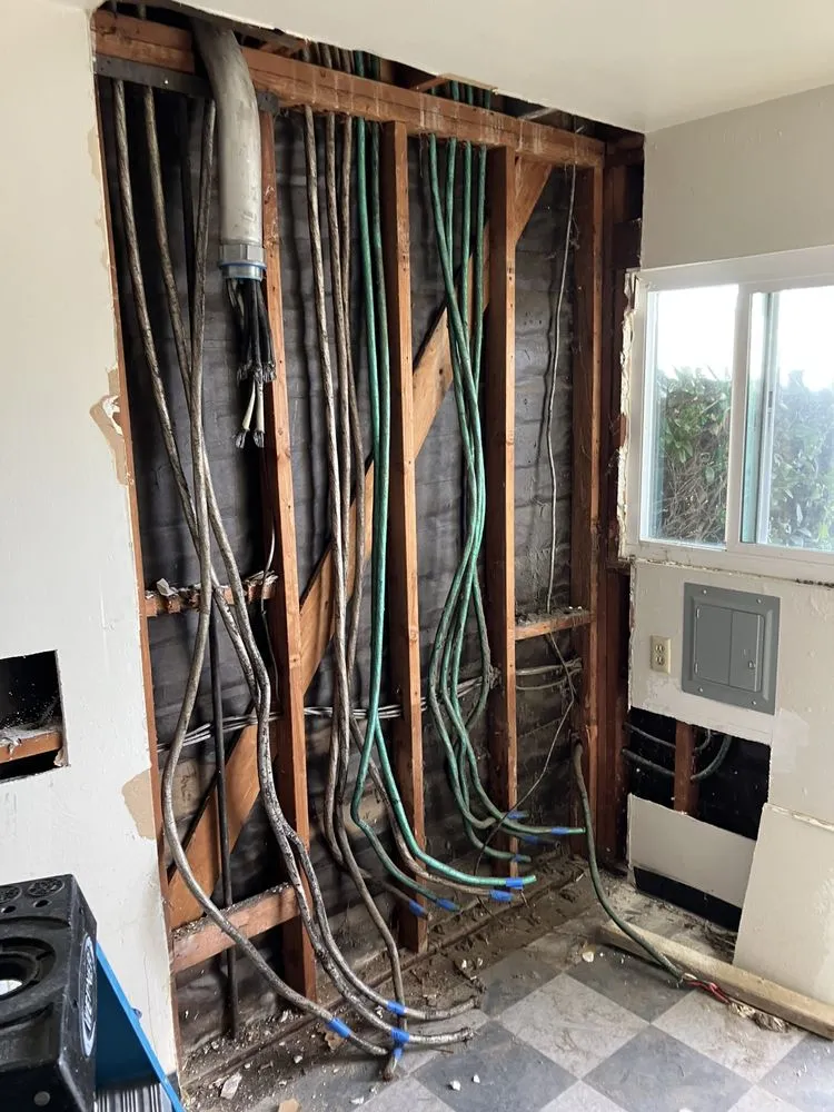 Slide of JP Electric & Solar